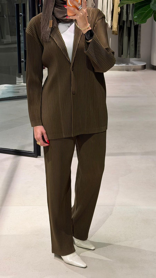 Pleats Set Brown