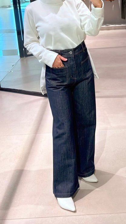 Basic Jeans