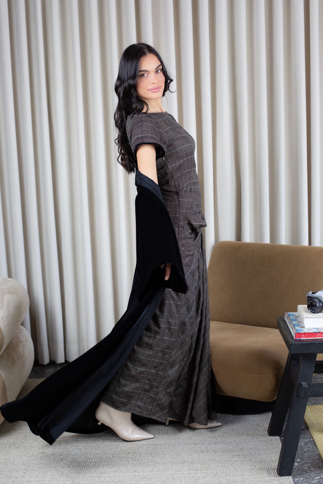 Midnight Plaid للطلب المسبق فقط/التسليم خلال ١٠ أيام