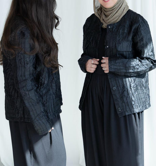 Aura Black Top