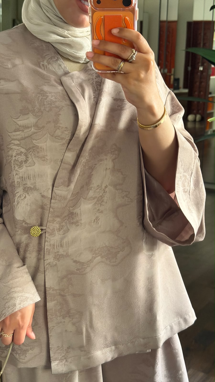 Gold Silk Set
