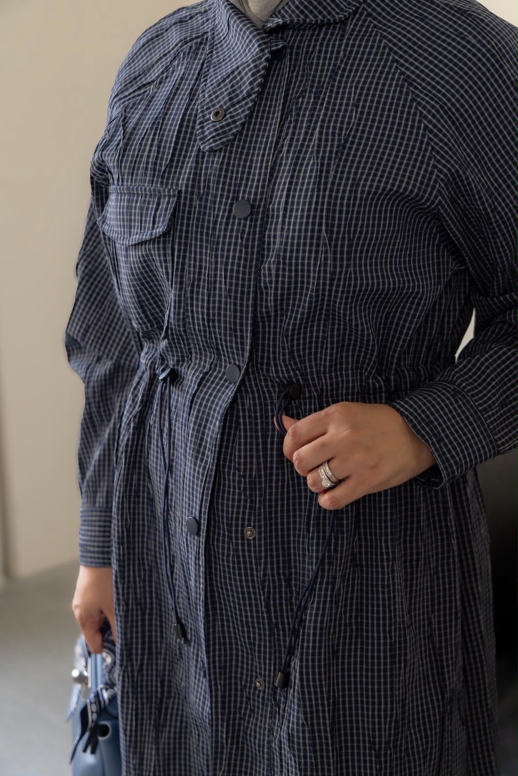 Korean Plaid Navy Blazer