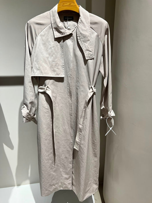 Cream Trench